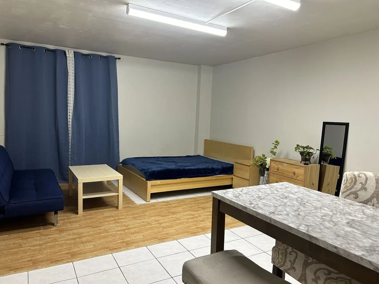 뉴욕 플러싱 독채 - 맨해튼 20분 · 조용하고 아늑한 프라이빗 스튜디오 (L1)