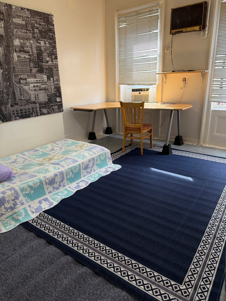 Townhouse in Midtown Manhattan | Subways A/C/E/B/D/N/Q/R/W/1/2 · Spacious Sunny Private Room near Columbus Circle/Central Park - Unit #5S-3