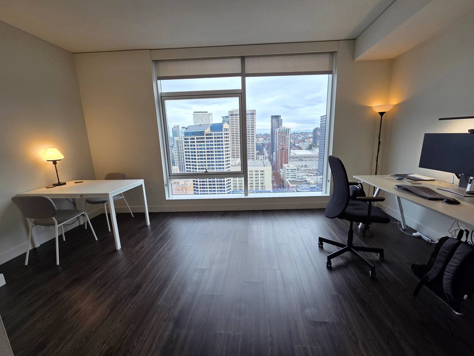 Seattle Downtown Helios Apartments [Seattle Downtown] Fully Furnished 1BR/1BA Long & Short-term Rentals image 2