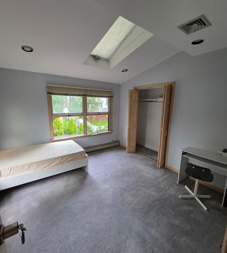 Royal house · Room No. 2, large room