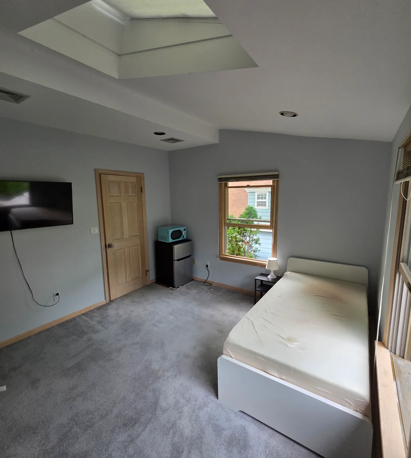 Royal house Room No. 2, large room image 3